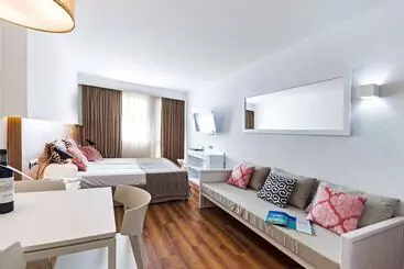 Aparthotel Ponent Mar - Son Caliu