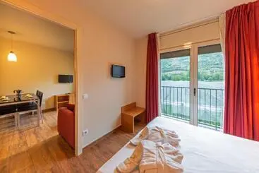 Hotel Apartamentos Trainera - Esterri d'Aneu