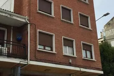 Hostal Restaurant Jose Luis - Trespaderne