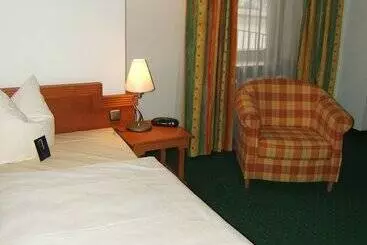 City Hotel Kaiserhof - Offenbach del Meno