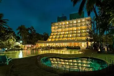 The Resort - Bombay