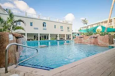 Seven Mile Beach Resort & Club - Gran Caimán