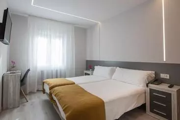 Oros by Nexta - Encamp