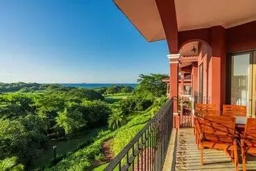 Roble Sabana 202 Luxury Apartment   Reserva Conchal - Playa Conchal