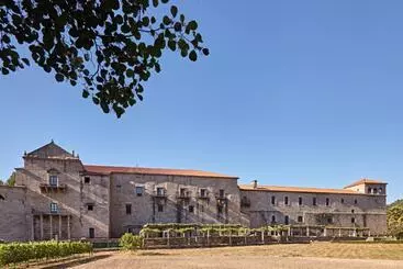 Eurostars Monumento Monasterio De San Clodio - Leiro