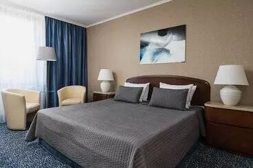 Booking Hotel Crown Piast & Spa - Cracovia