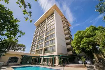 Courtleigh Hotel & Suites - Kingston