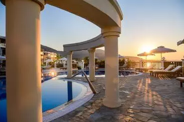 Alexander Beach Hotel & Village Resort - Malia