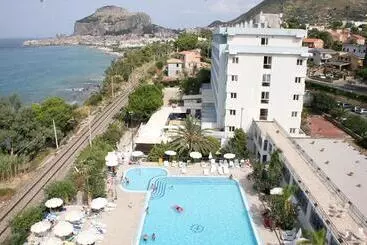 Santa Lucia Le Sabbie D'oro - Cefalu