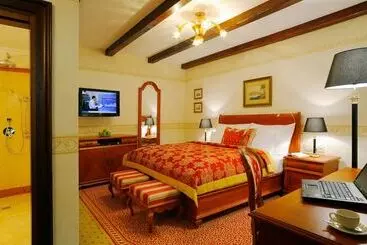 Arcadia Boutique - Bratislava