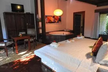 Sombra e Agua Fresca - Pipa Beach