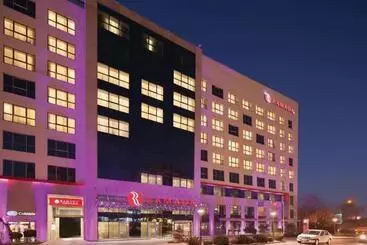 Ramada By Wyndham Pitesti - Pitesti