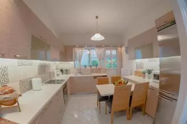 Helios Residence - Spata