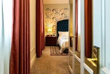 The Monarch - Johannesburg