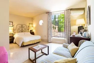 Casa De Los Bates - Motril