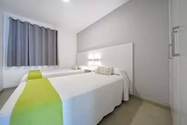 Apartamentos Con Mar - Playa de las Burras