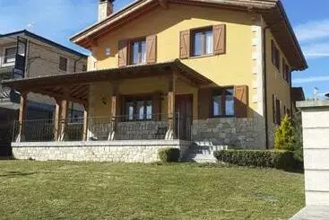 Casa Rural Izarrak - Merindad de Valdeporres