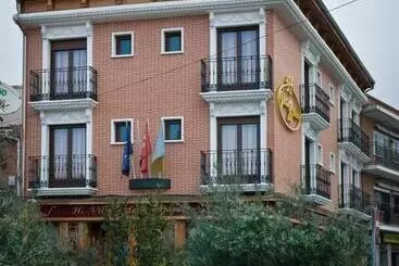 Hostal Villa De Ajalvir - Ajalvir