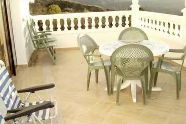Idyllic House In Yegen With Mountain View - Alpujarra de la Sierra