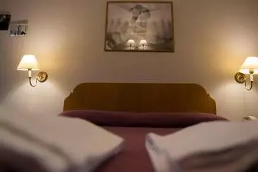De Cine Las Golondrinas - Villa Gesell
