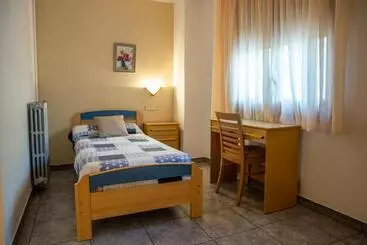 Hostal Montserrat - Montseny