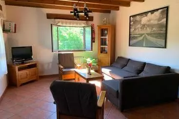 Apartamentos Aires De Avin   Onis - Avín