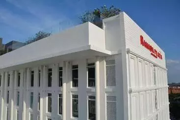 Ramada Plaza By Wyndham Chao Fah Phuket - 普吉島