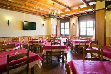 Labella Hostal Restaurante - La Calahorra