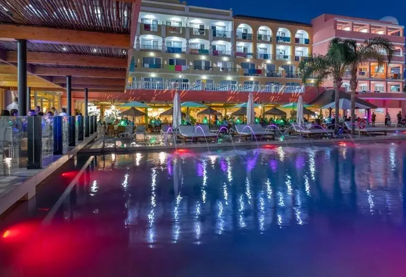 Fotos del hotel Mediterraneo Bay Hotel & Resort:  10