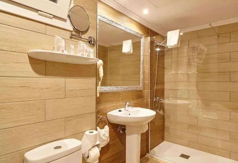 Fotos del hotel Arenal:  7