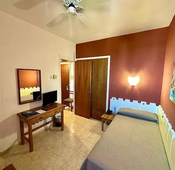 Fotos del hotel Arenal:  2