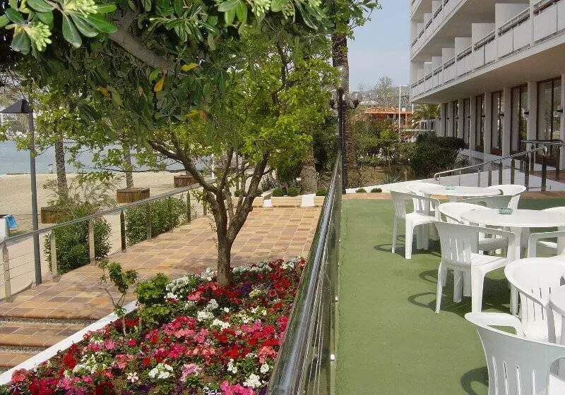 Fotos del hotel Arenal:  6