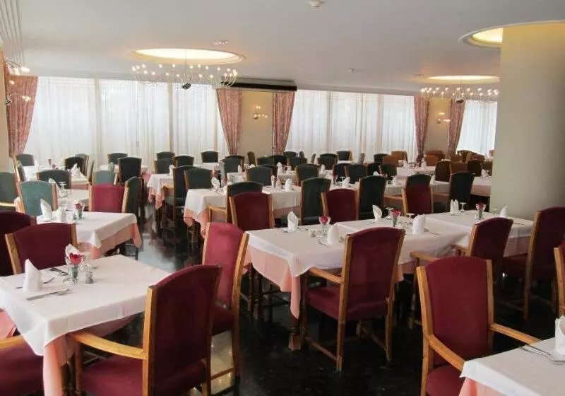 Fotos del hotel Arenal:  5