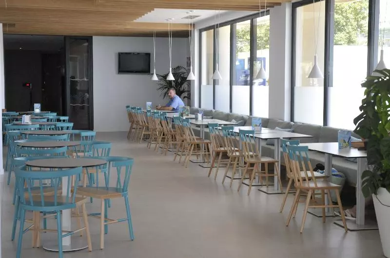 Fotos del hotel Caprici Beach  & Spa:  13