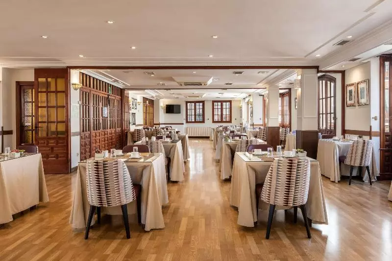 Fotos del hotel Crisol Mesón Del Cid:  18