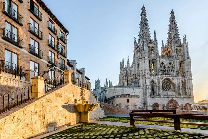 Fotos del hotel Crisol Mesón Del Cid:  9