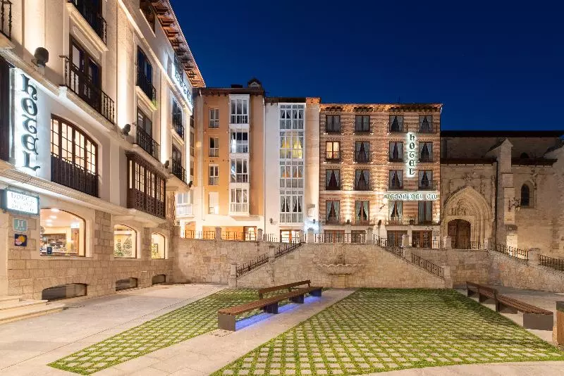 Fotos del hotel Crisol Mesón Del Cid:  13