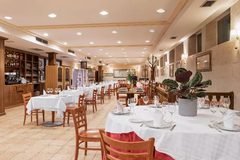 Fotos del hotel Crisol Mesón Del Cid:  14