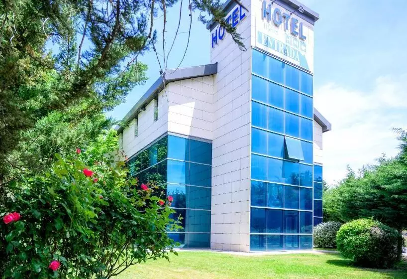 Fotos del hotel Restaurante Hotel El Vallés:  10
