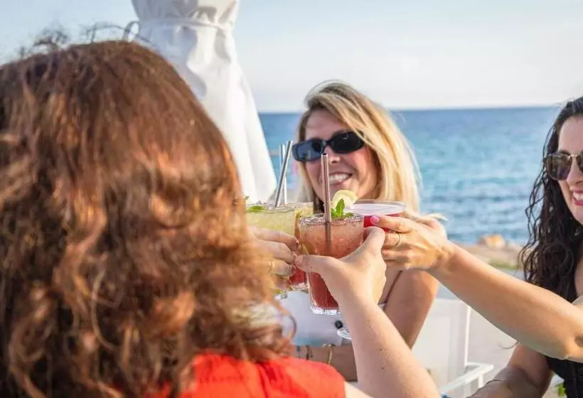 Fotos del hotel Santo Tomás:  12