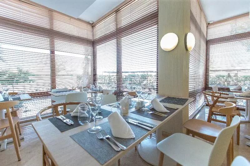 Fotos del hotel Tres Torres:  25