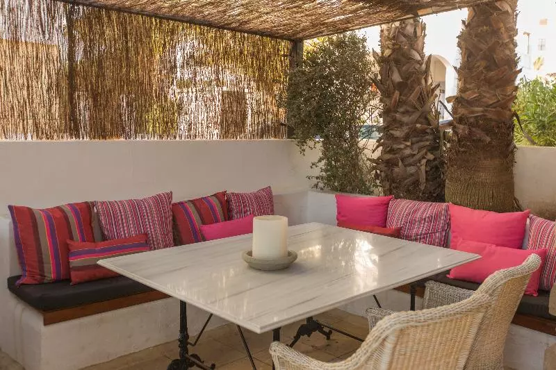 Fotos del hotel Tres Torres:  6