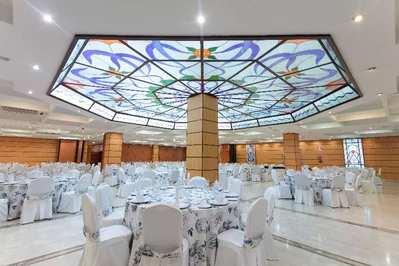 Fotos del hotel Abades Loja:  13