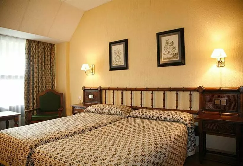 Fotos del hotel El Tozal:  7