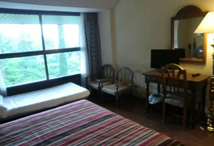 Fotos del hotel El Tozal:  16