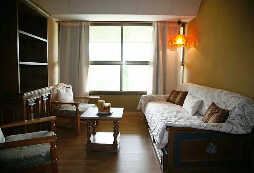 Fotos del hotel El Tozal:  18
