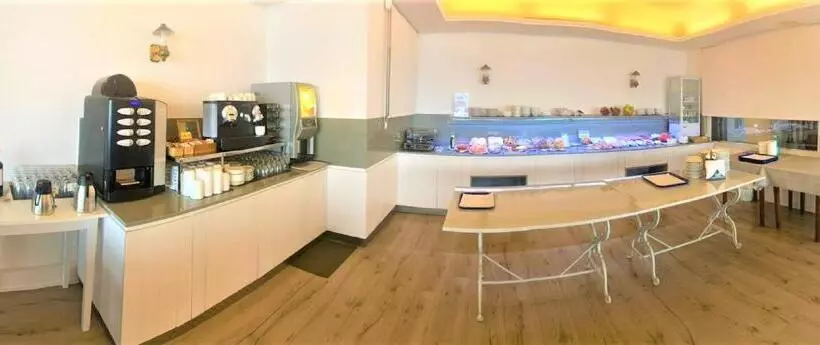 Fotos del hotel Mediterrani:  4