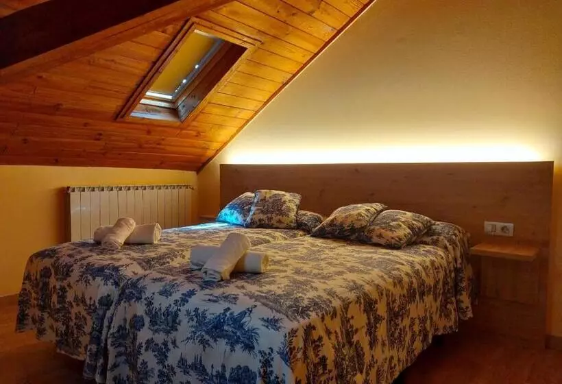 Fotos del hotel Saurat:  8