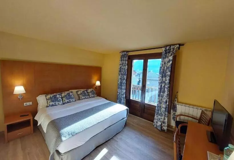 Fotos del hotel Saurat:  22