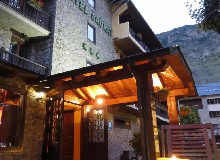 Fotos del hotel Saurat:  19